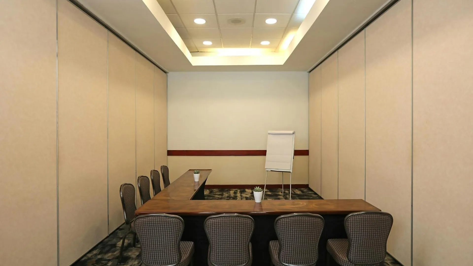 Four Points By Sheraton Santo Domingo La Caleta 4*,  Den Dominikanske Republik