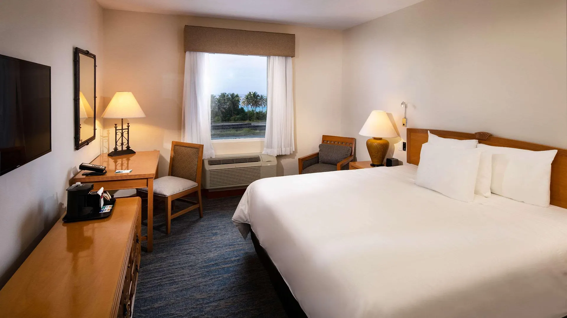 **** Hotel Four Points By Sheraton Santo Domingo La Caleta Dominican Republic