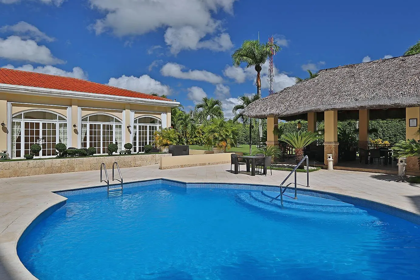 Four Points By Sheraton Santo Domingo 4*,  Dominican Republic
